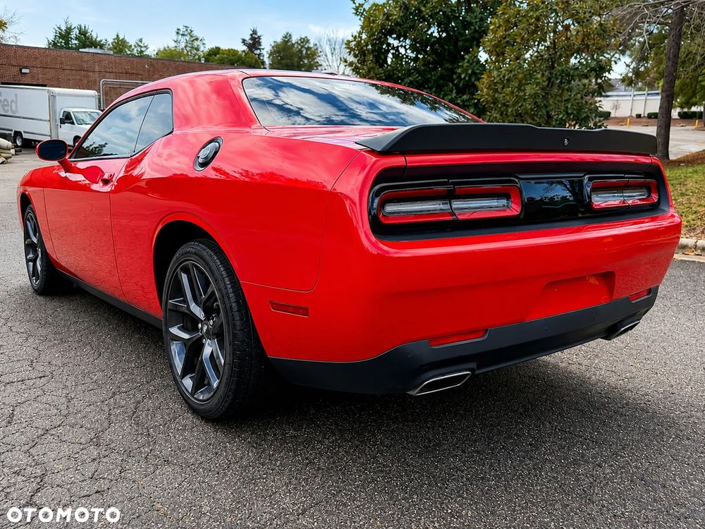 Dodge Challenger 3.6 SXT - 8