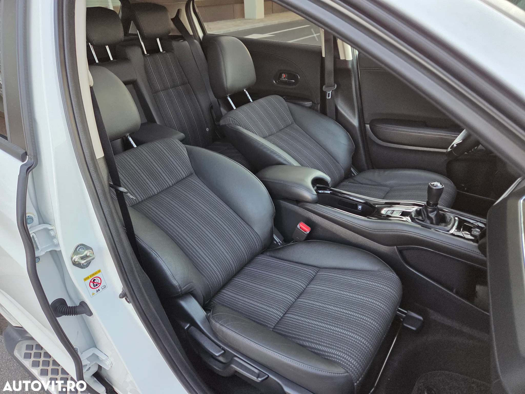 Honda HR-V 1.6 i-DTEC Executive - 18