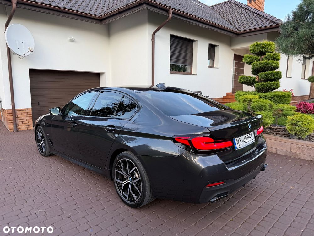 BMW Seria 5 540d xDrive M Sport Edition - 4