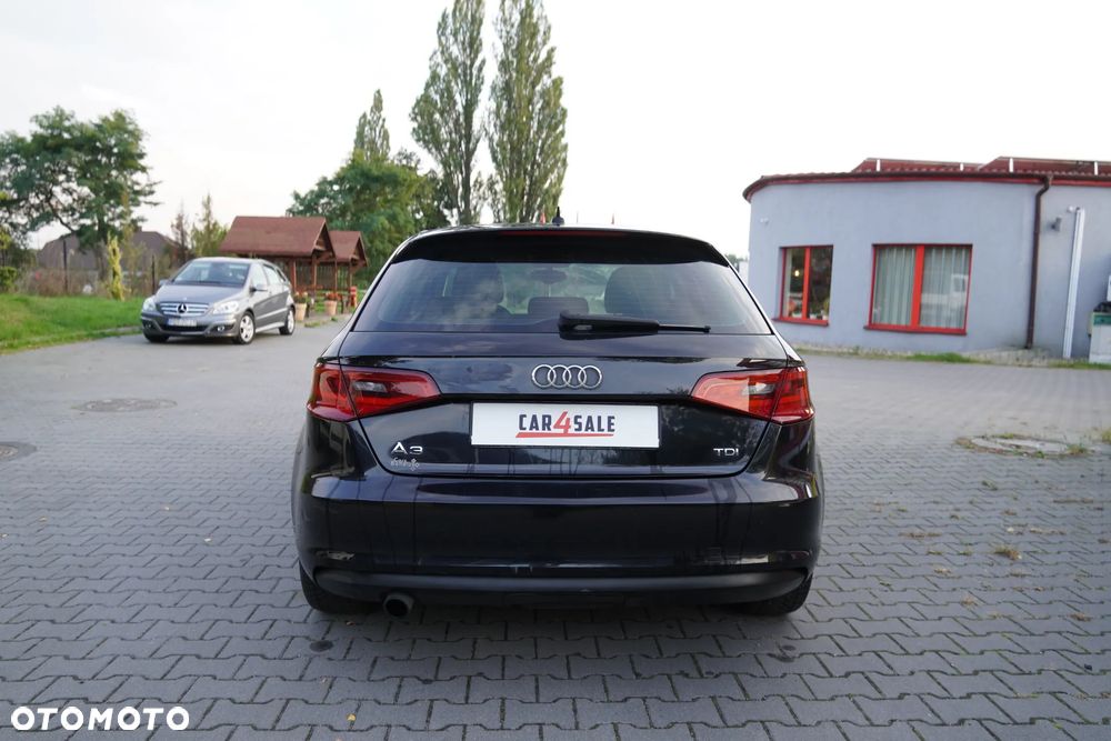 Audi A3 Sportback 1.6 TDI clean diesel Ambiente S tronic - 6