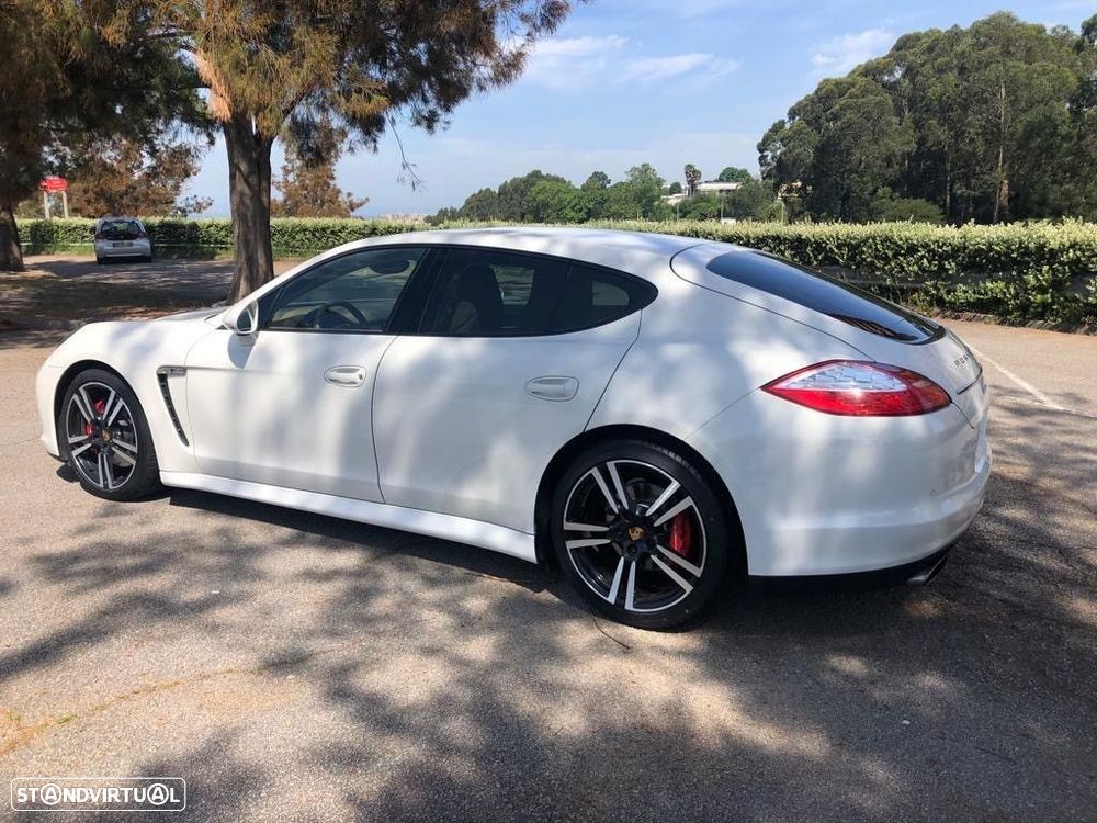 Porsche Panamera Platinum Edition - 5