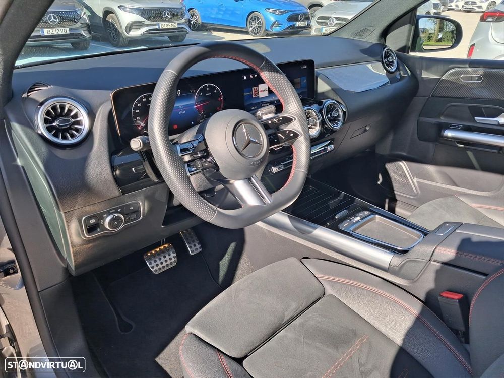 Mercedes-Benz B 180 - 10