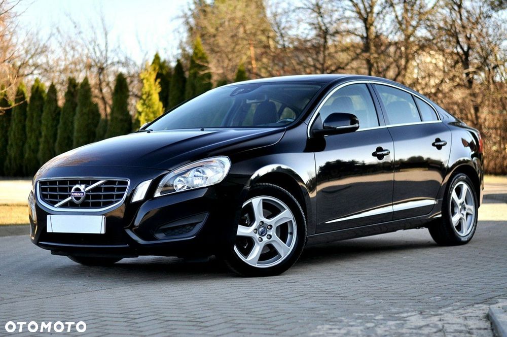 Volvo S60 D3 Geartronic Momentum - 1