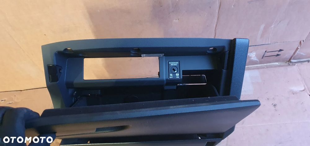 Schowek pasażera Europa Audi A4 B9 EU 8W1857035B - 5