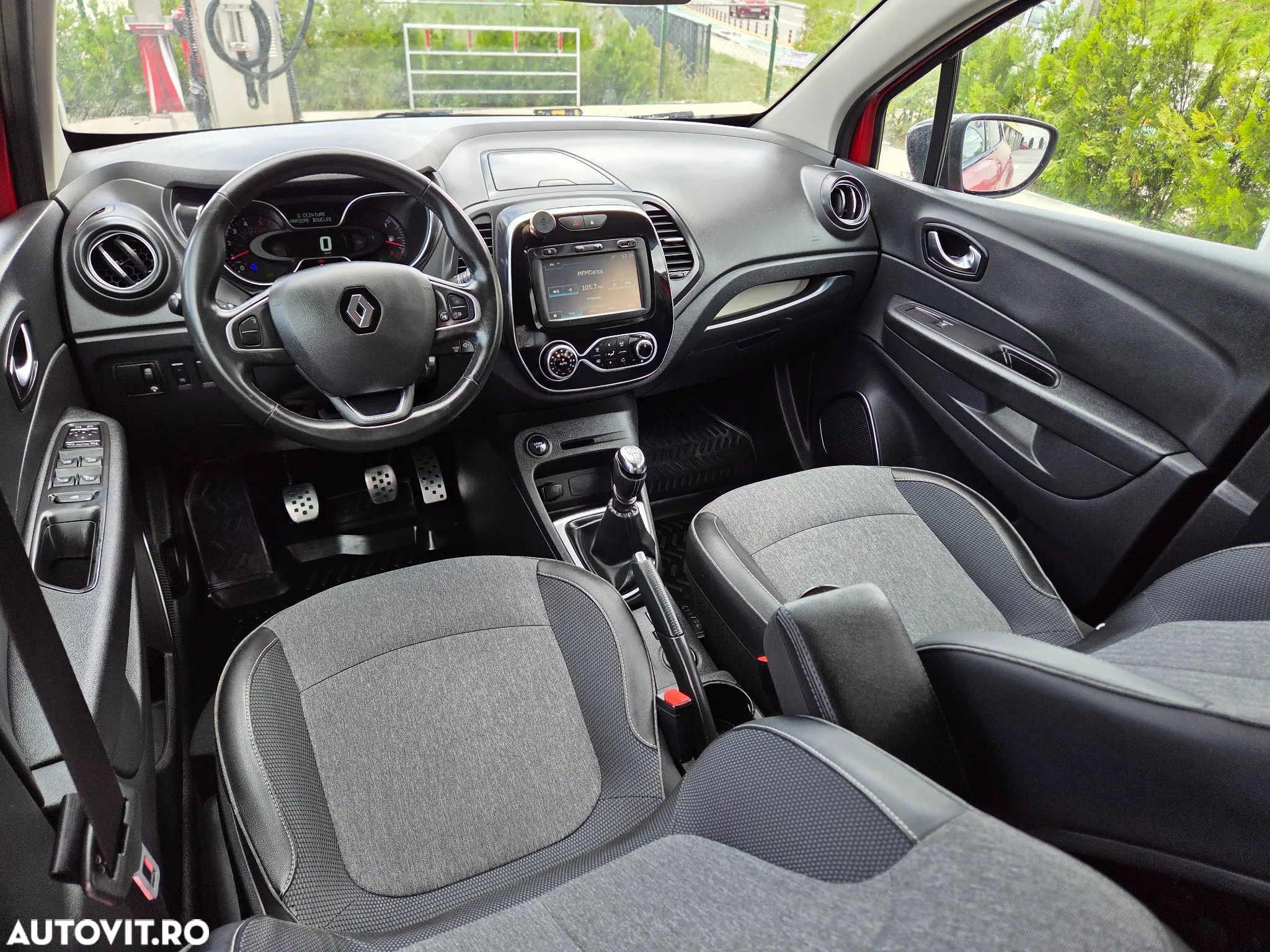 Renault Captur ENERGY dCi 110 Intens - 25