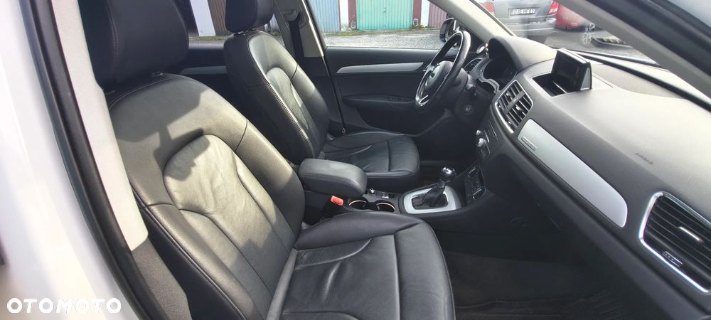 Audi Q3 - 22