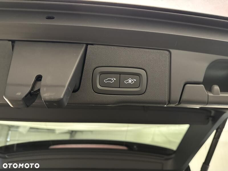 Volvo XC 60 - 22