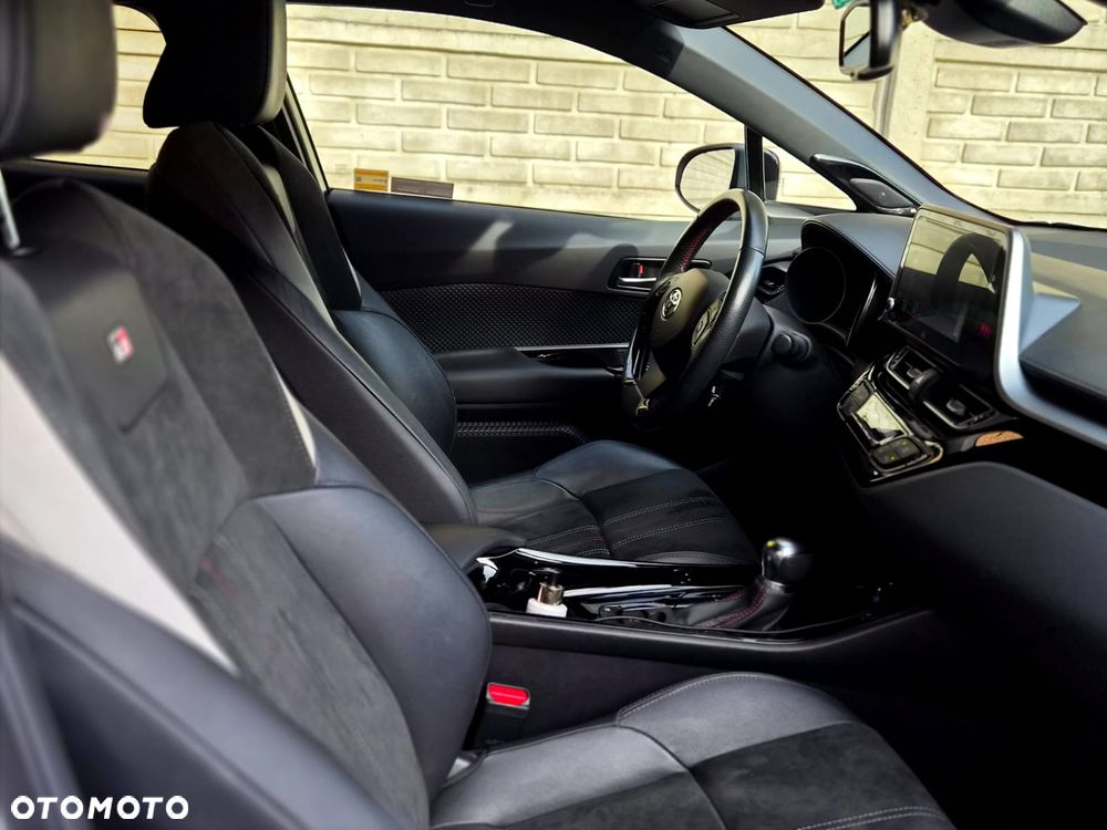 Toyota C-HR 2.0 Hybrid Executive - 7