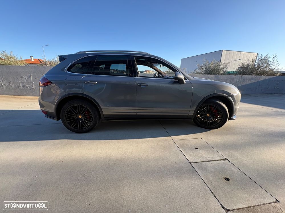 Porsche Cayenne S - 27