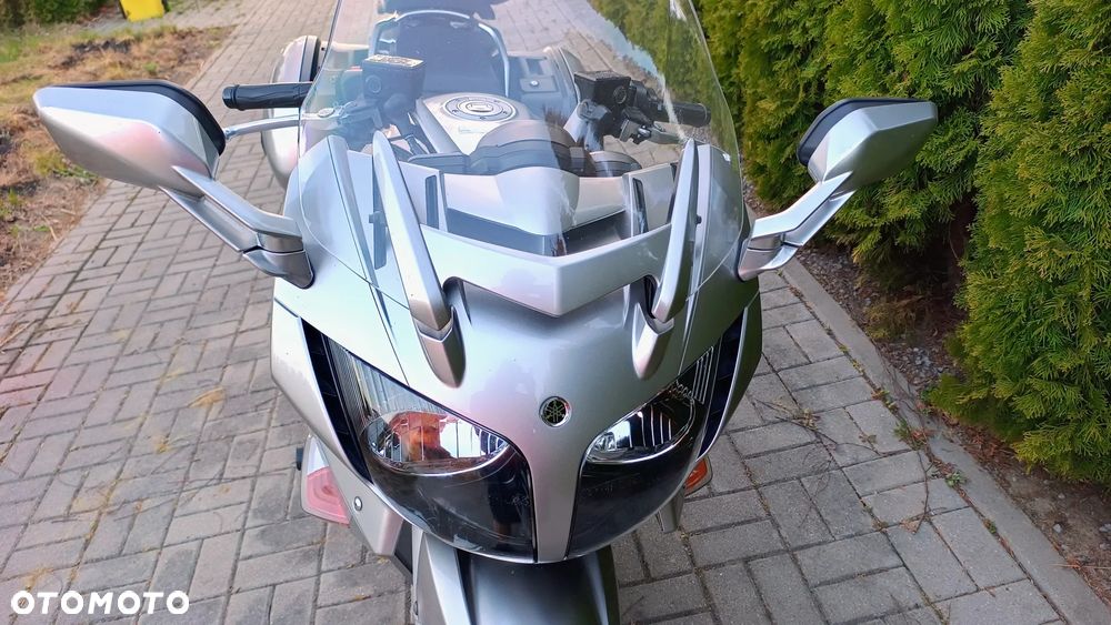 Yamaha FJR - 4