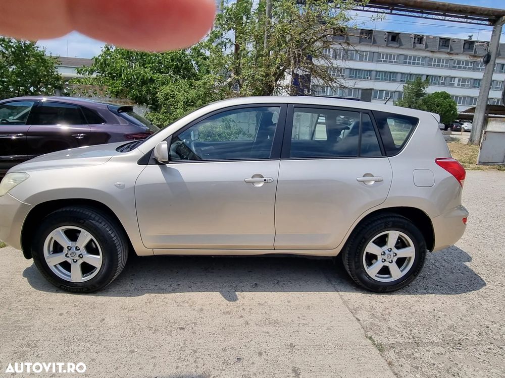 Toyota RAV4 2.0 Aut Executive - 3