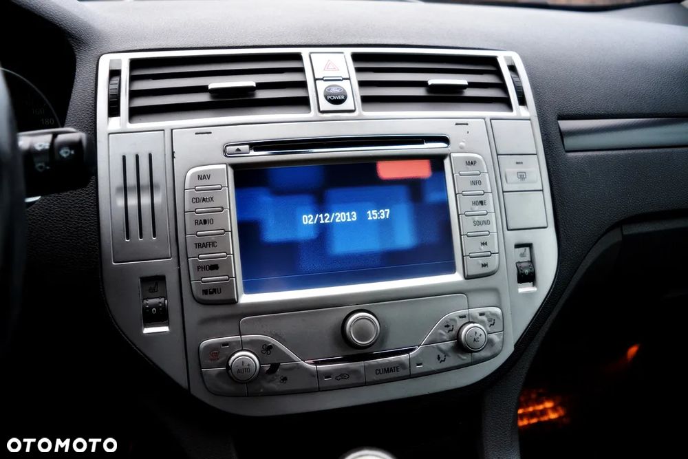 Ford Kuga 2.0 TDCi 4x4 Trend - 25