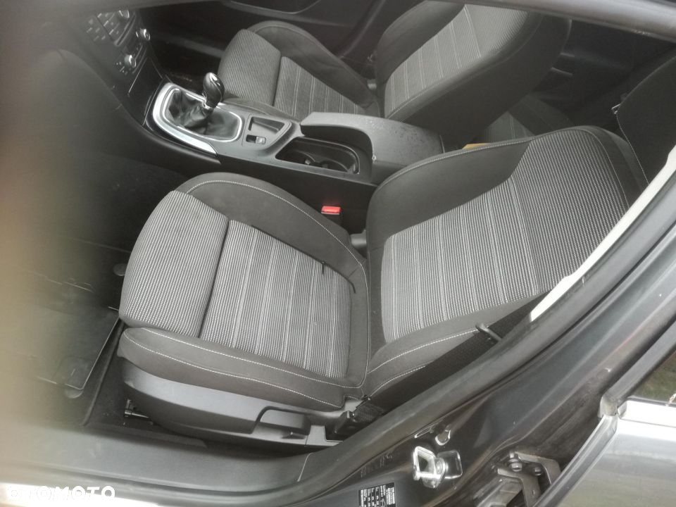 Opel insignia - 2