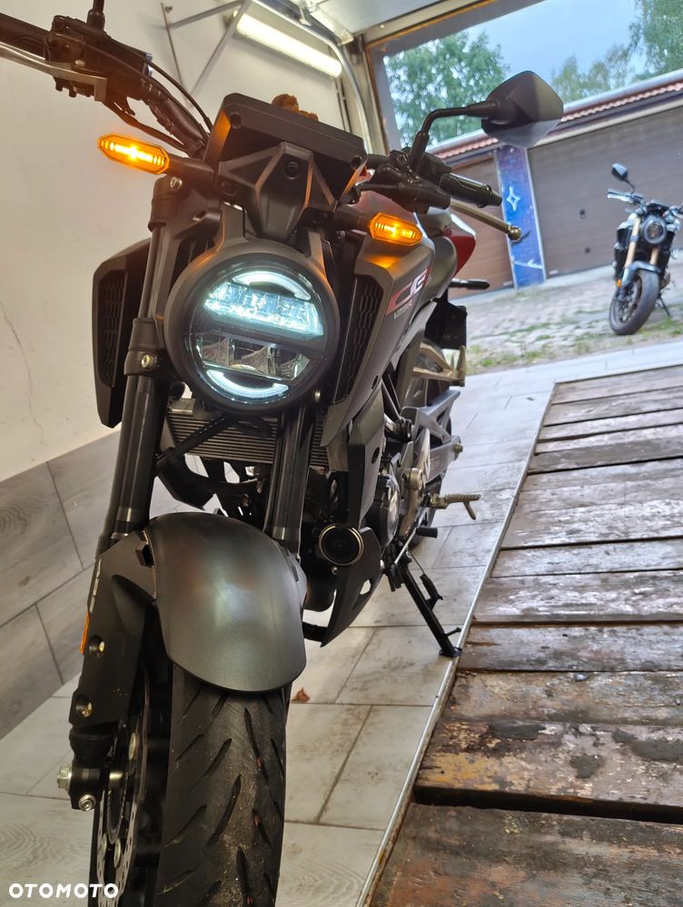 Honda CBR - 8