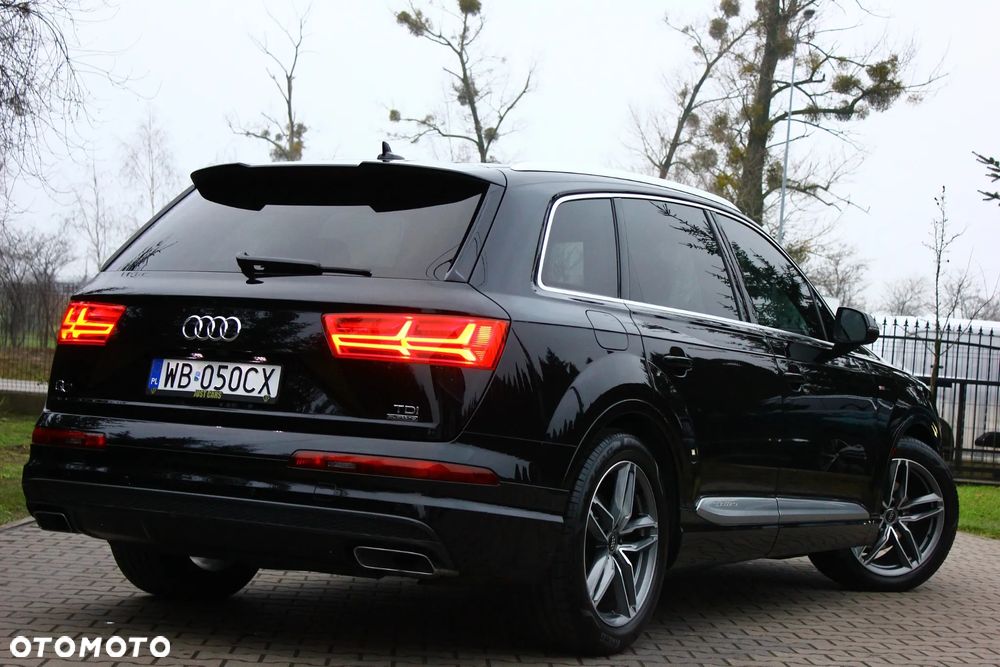 Audi Q7 - 15