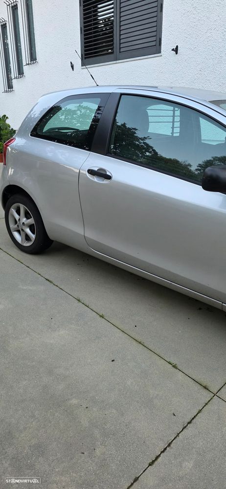 Toyota Yaris 1.4 D-4D - 5