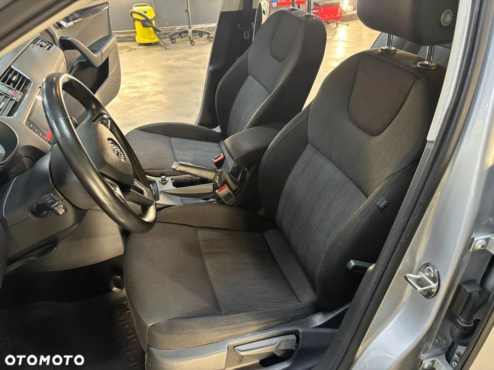 Skoda Octavia 2.0 TDI Style DSG - 24