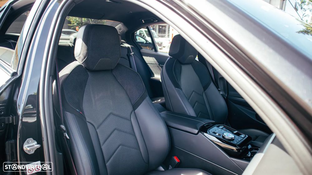BMW i5 eDrive40 Pack Desportivo M - 6