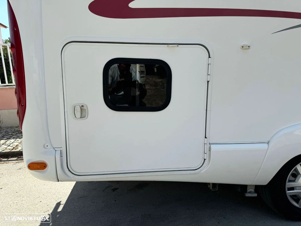 Rapido Serie 90dF 9090F 2.3JTD - 31