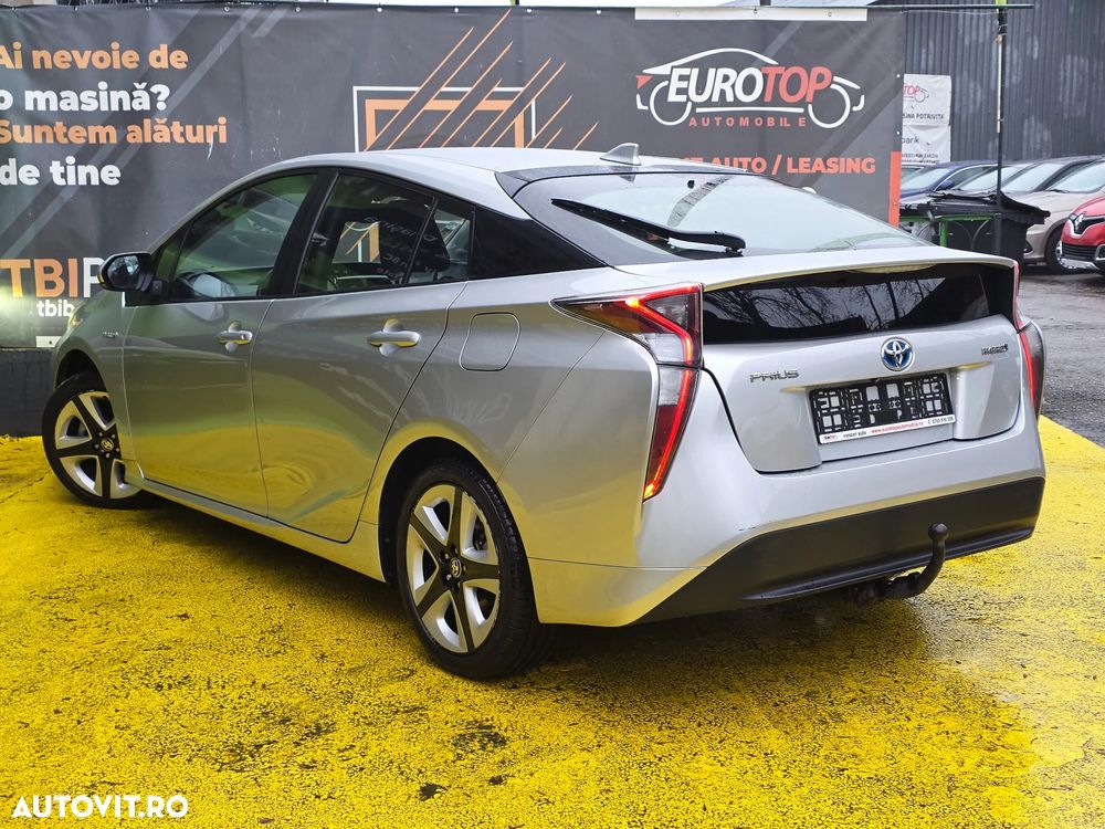 Toyota Prius (Hybrid) Luna - 7