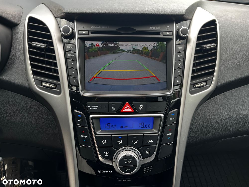 Hyundai i30 blue 1.6 CRDi YES Gold - 7
