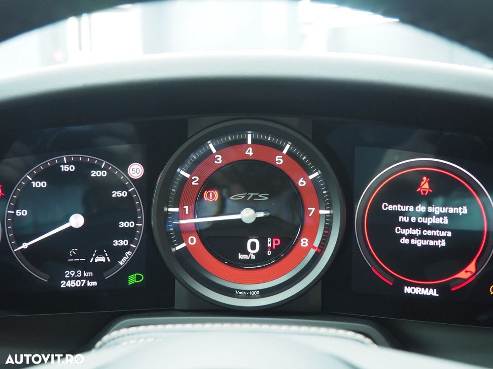 Porsche 911 Carrera GTS PDK - 14