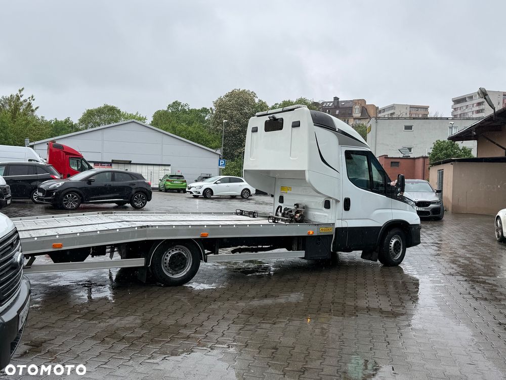 Iveco Daily - 8