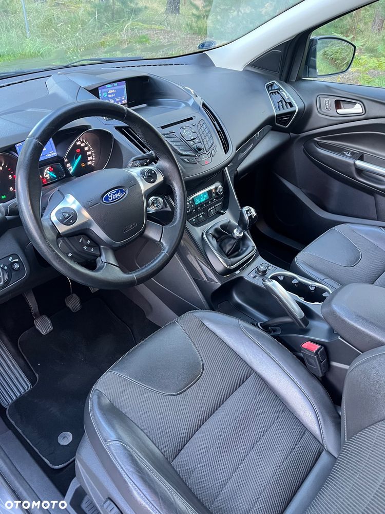 Ford Kuga 2.0 TDCi AWD Titanium - 14