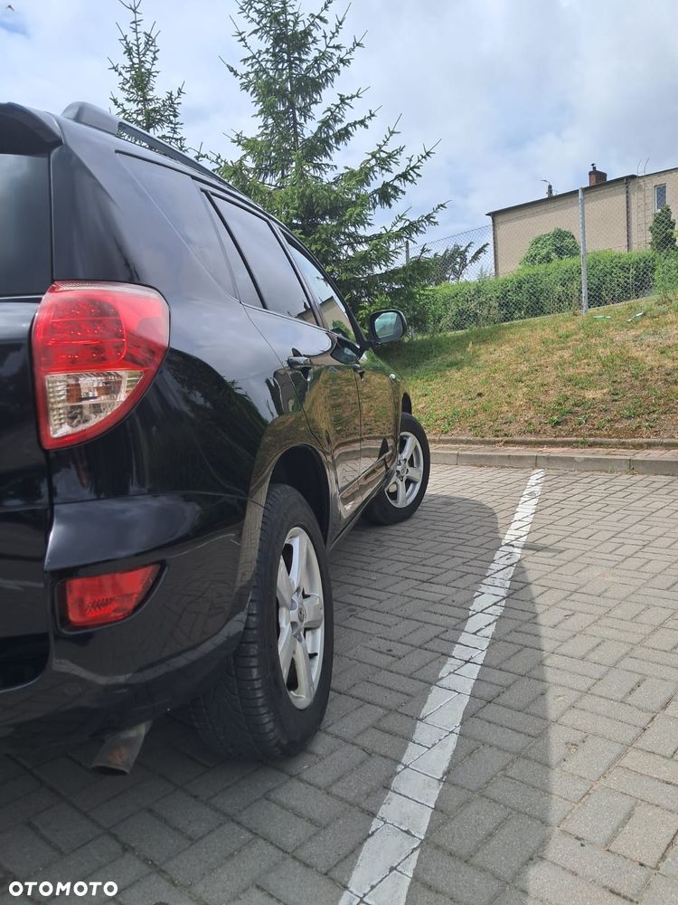 Toyota RAV4 2.0 VVT-i Premium - 14