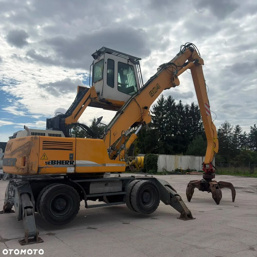 Liebherr A 904 Przeładunkowa z Chwytakiem do Śmieci / Złomu - 18