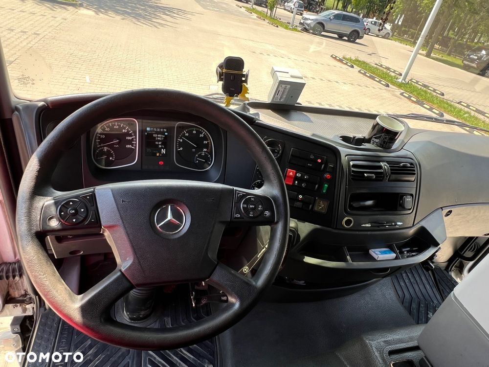 Mercedes-Benz Atego - 10