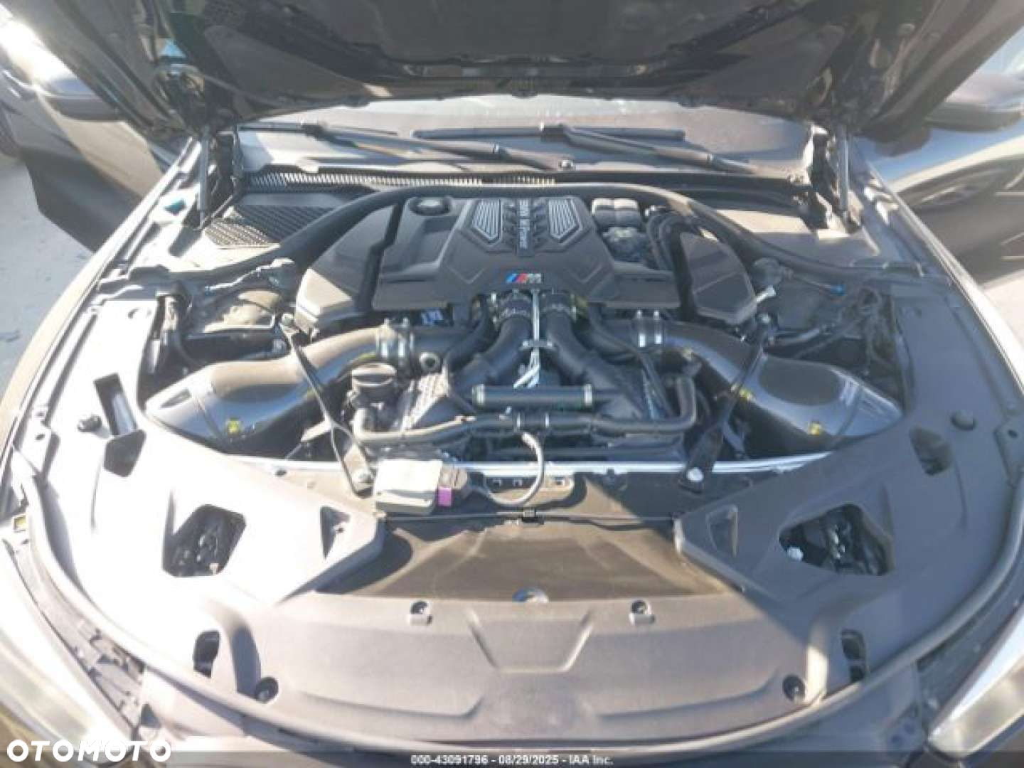 BMW M8 - 9