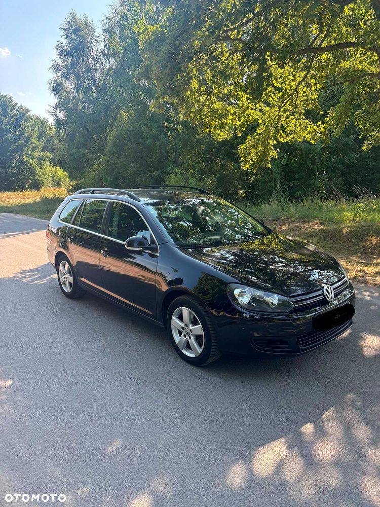 Volkswagen Golf - 1