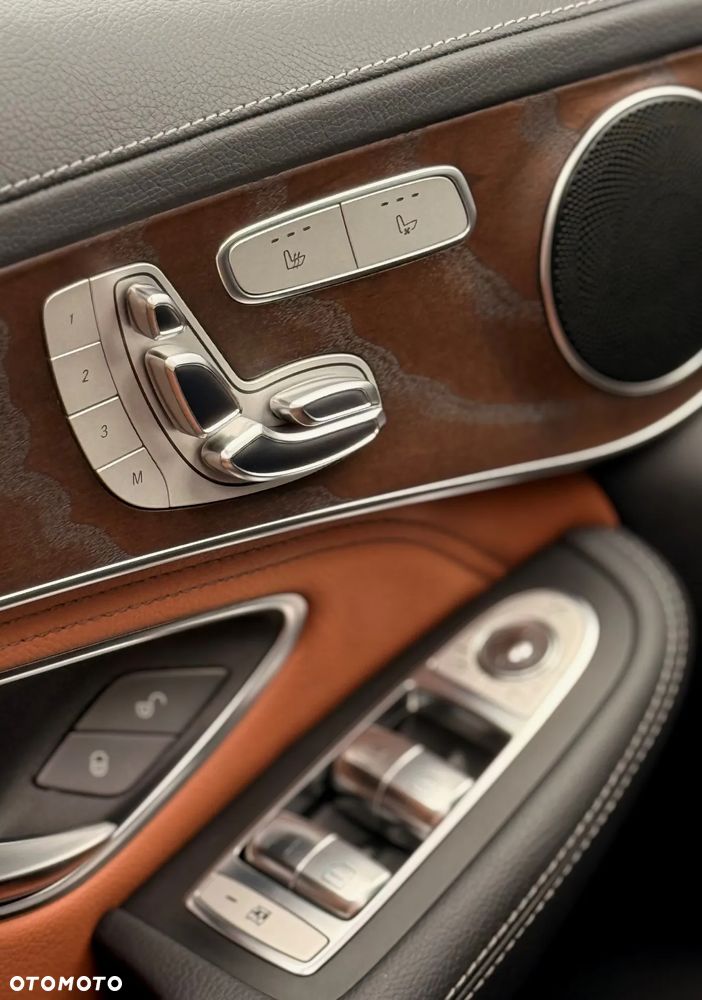 Mercedes-Benz GLC - 22