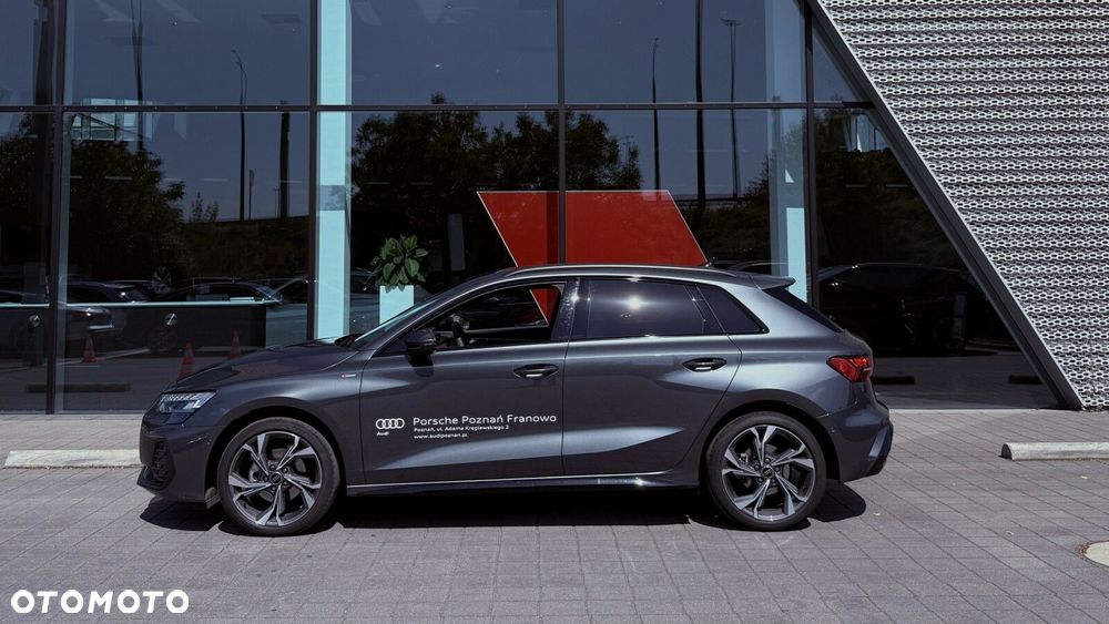 Audi A3 Sportback - 16