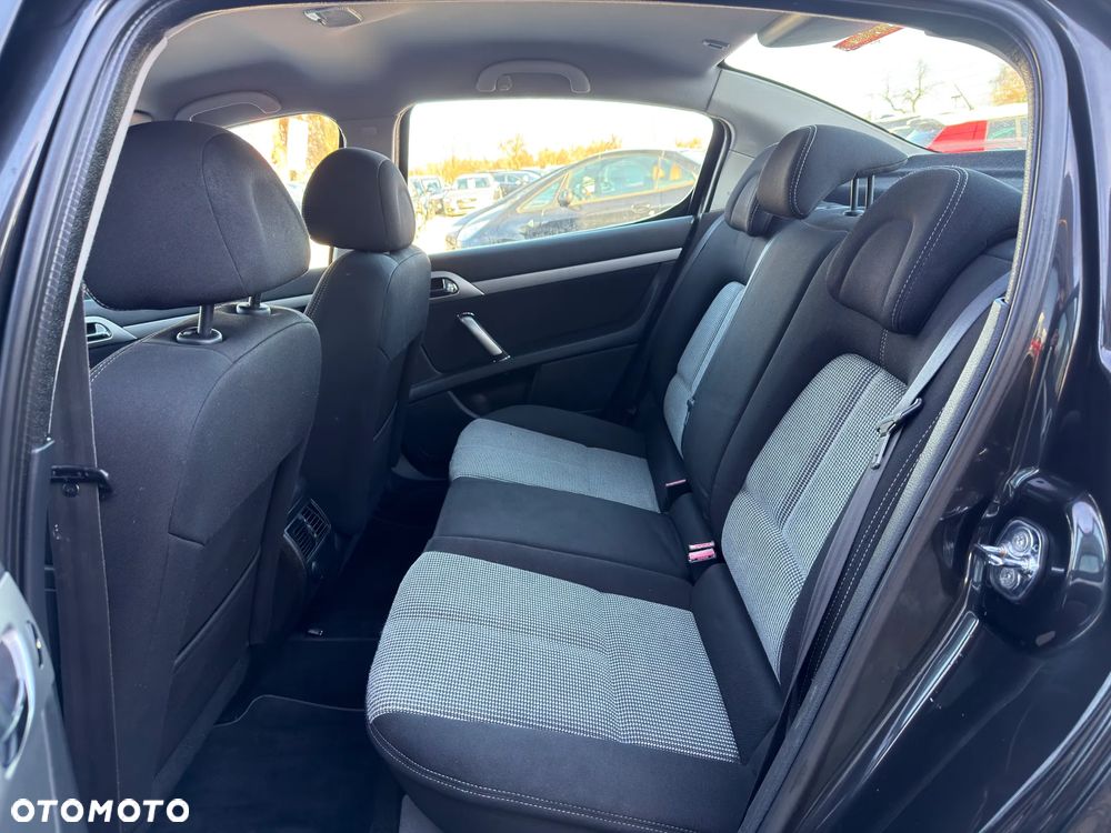 Peugeot 407 1.8 Premium - 21