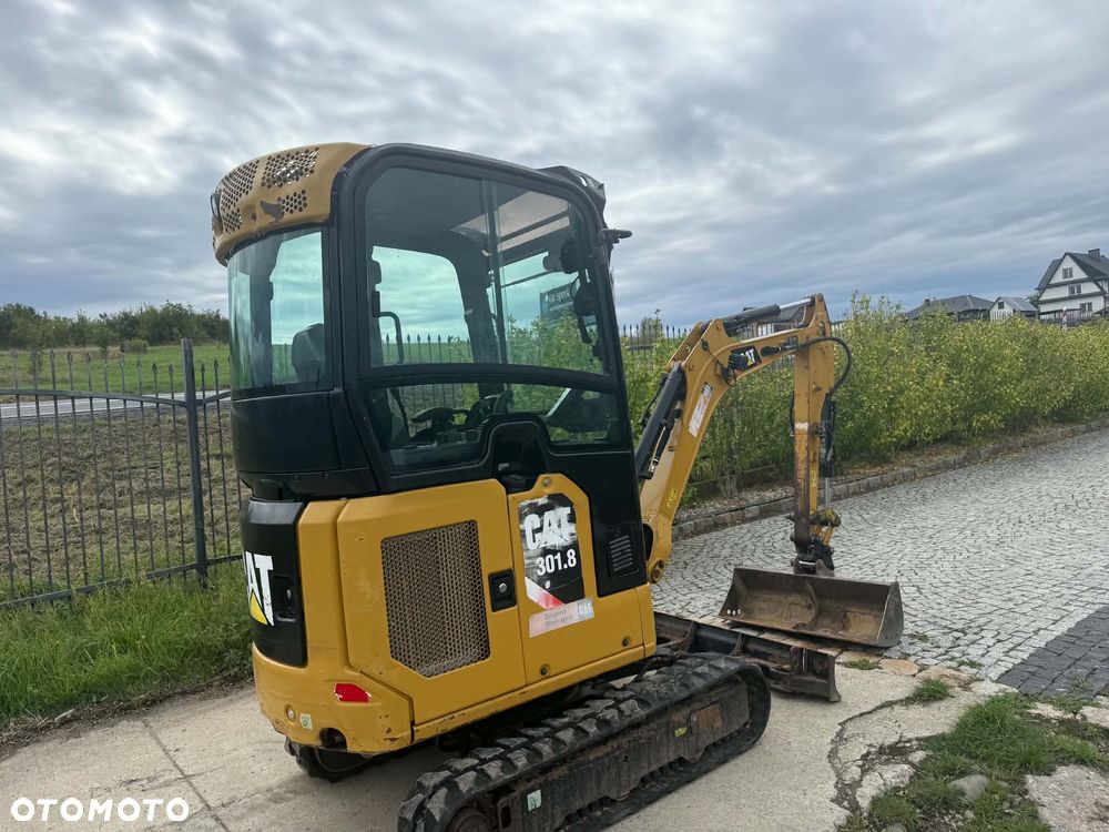 Caterpillar Minikoparka CAT 301.8, Bobcat E-19, Jcb 19C-1, BOBCAT E19 - 11