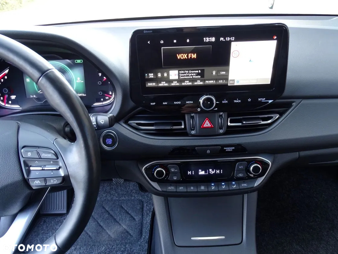 Hyundai i30 1.5 T-GDI 48V-Hybrid EDITION 30 - 31