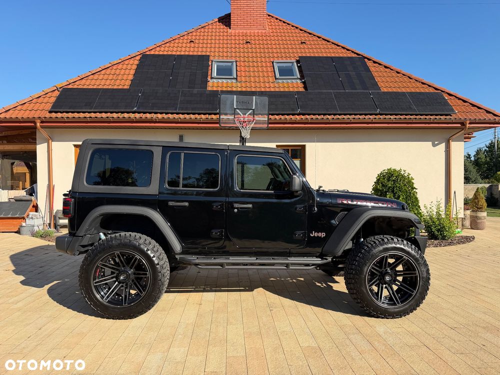 Jeep Wrangler - 4