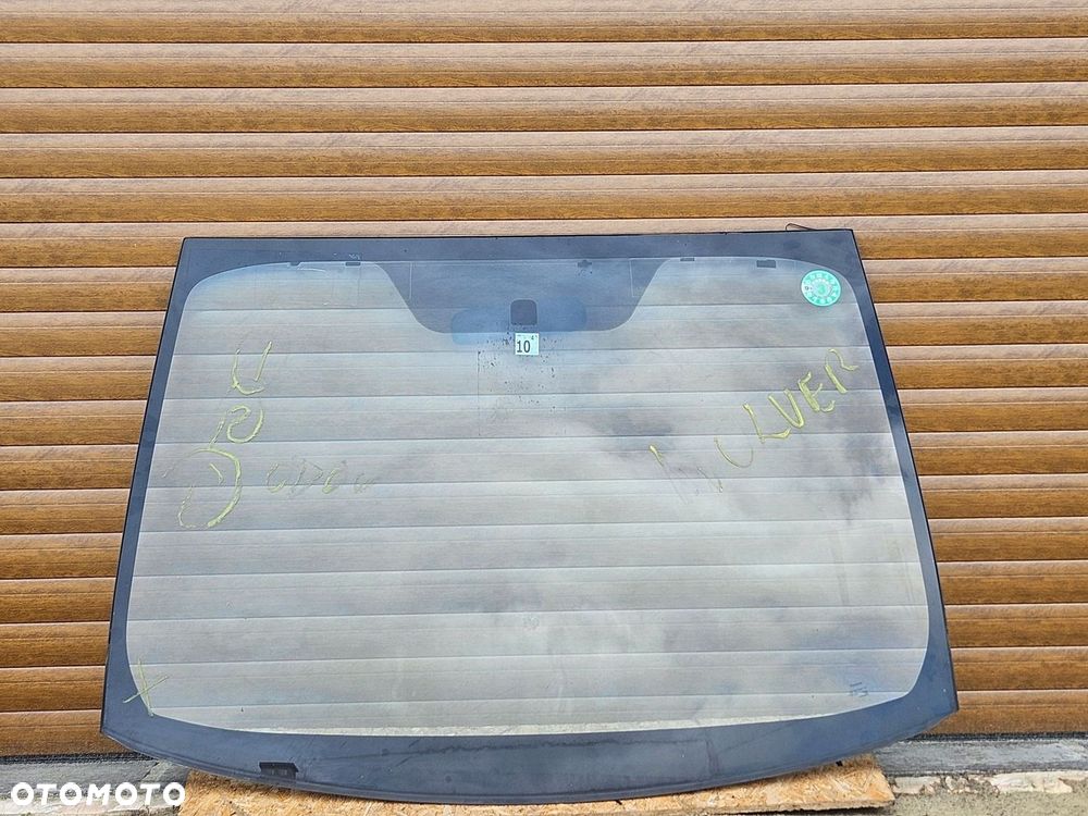 Toyota Prius III 09-15 szyba czołowa - 1