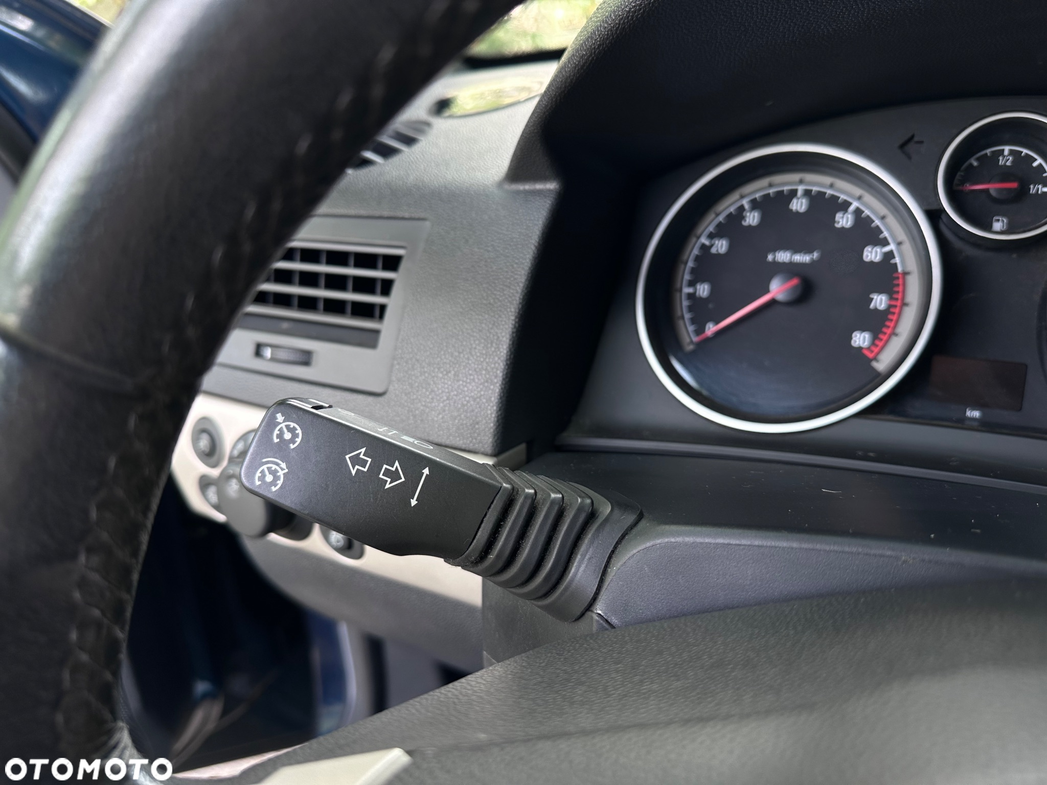 Opel Astra III 1.6 Cosmo - 11