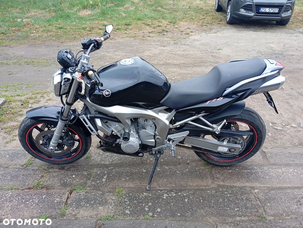 Yamaha FZ6 - 3