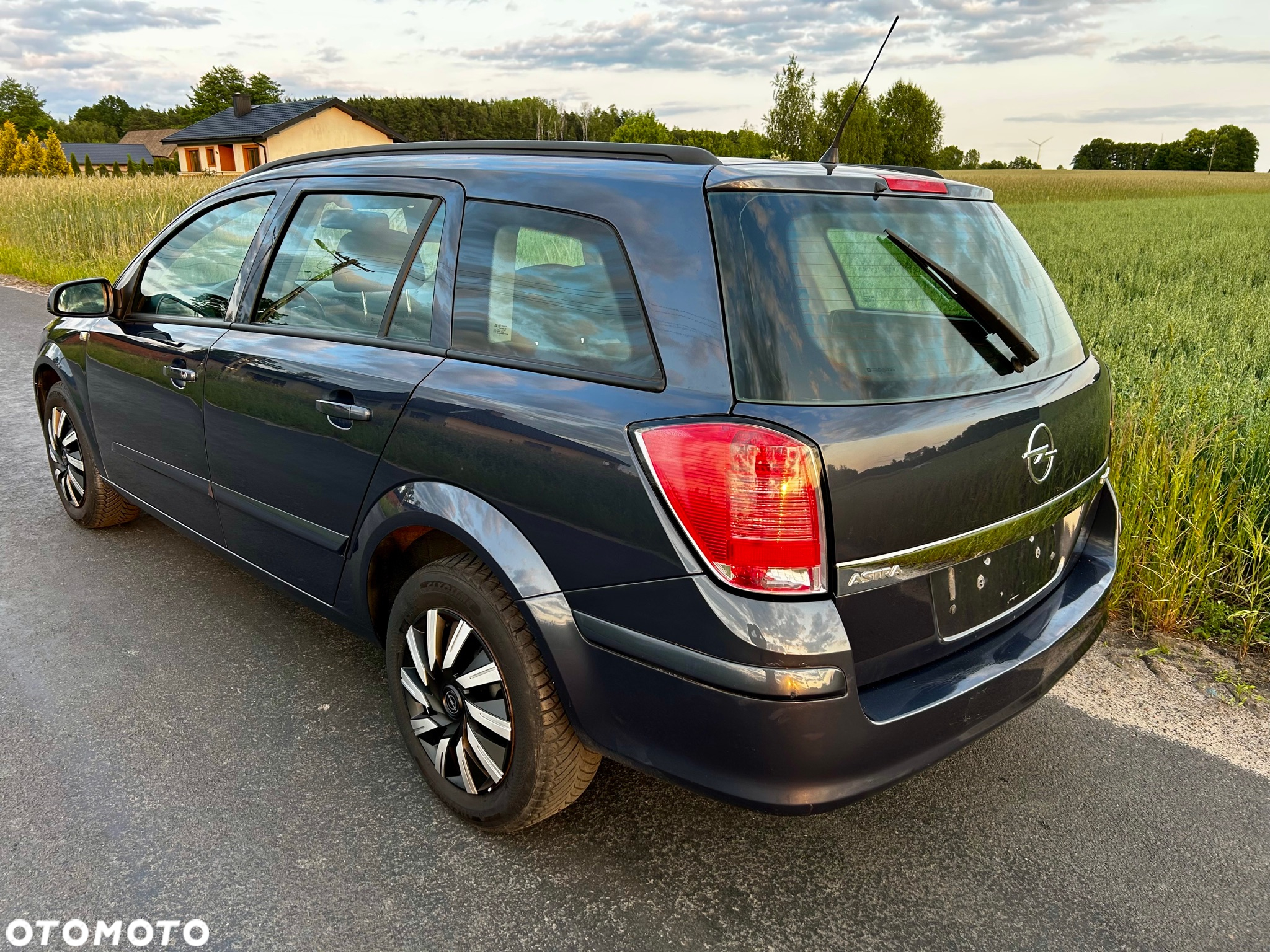 Opel Astra 1.6 - 12