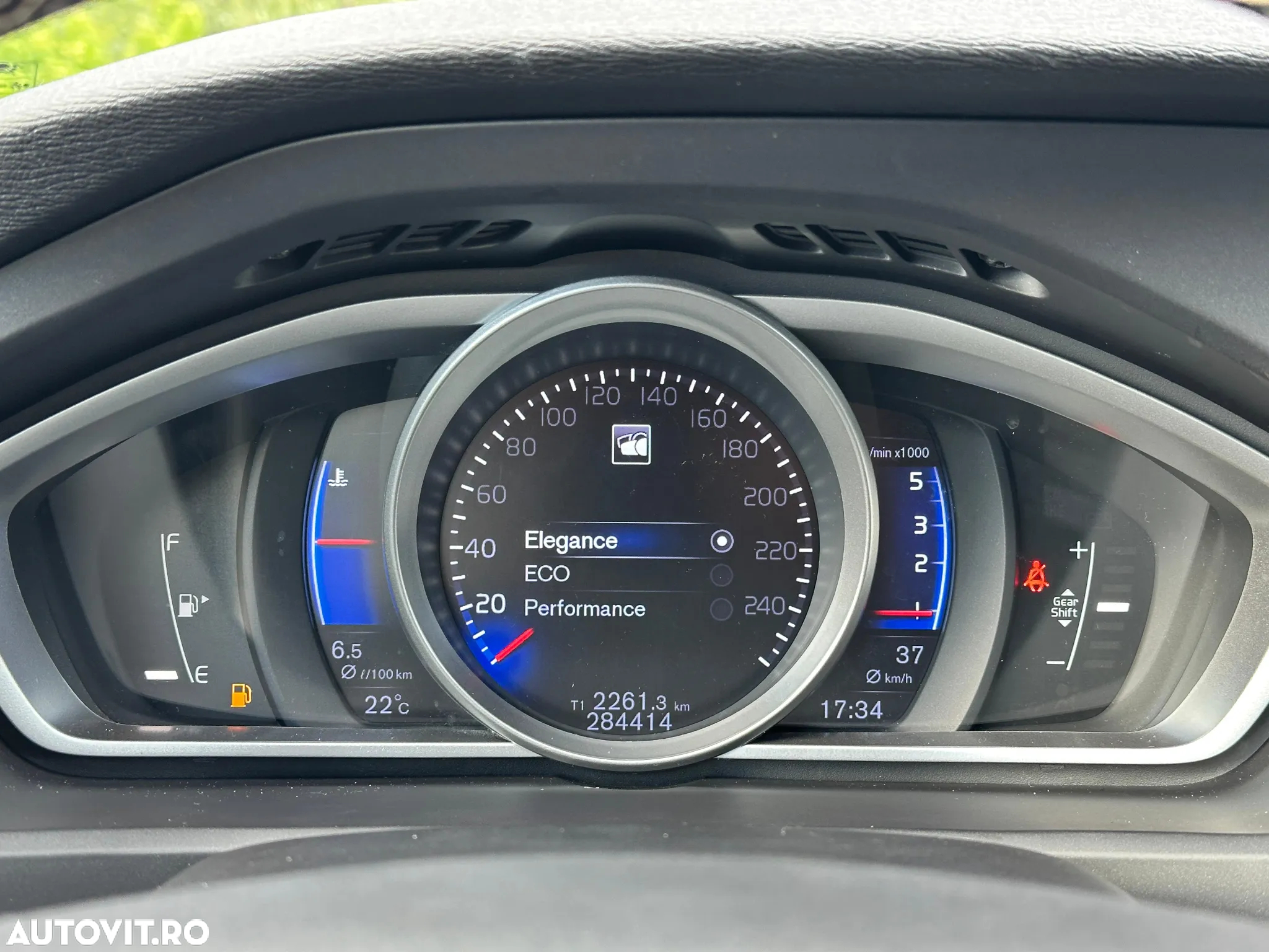 Volvo V40 D2 RDesign - 32