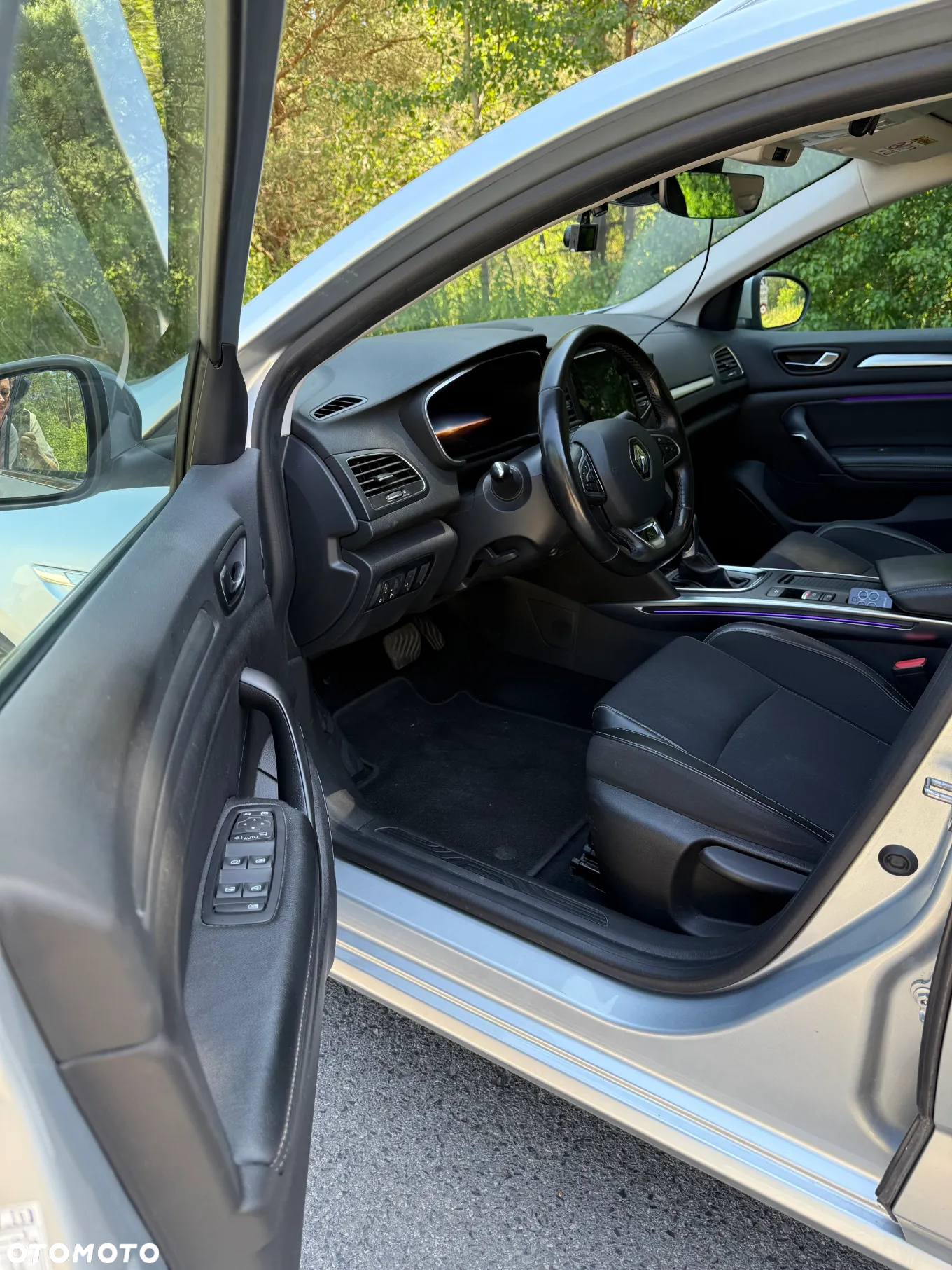Renault Megane 1.5 Blue dCi Techno EDC - 12