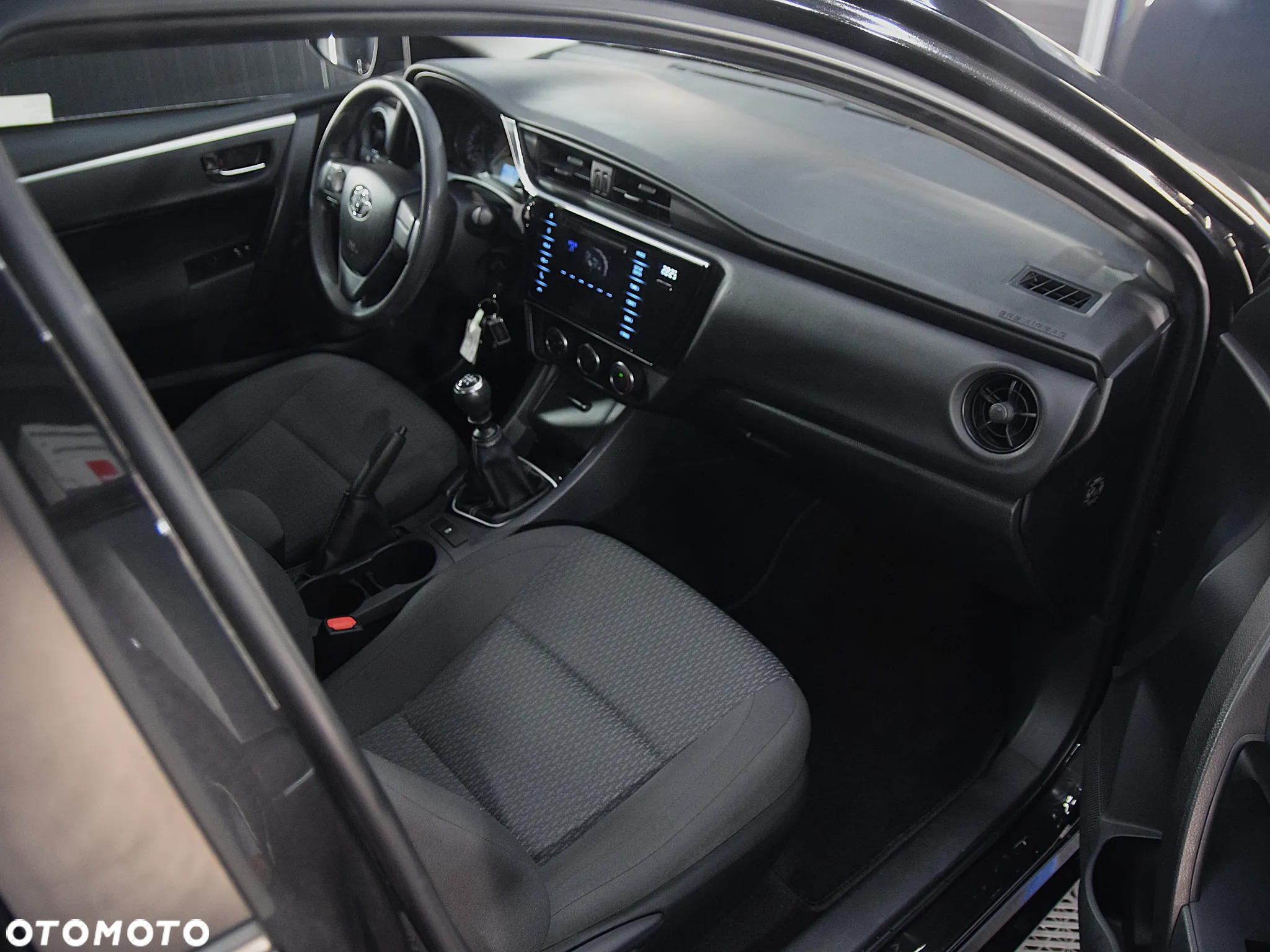 Toyota Corolla 1.6 Active - 7
