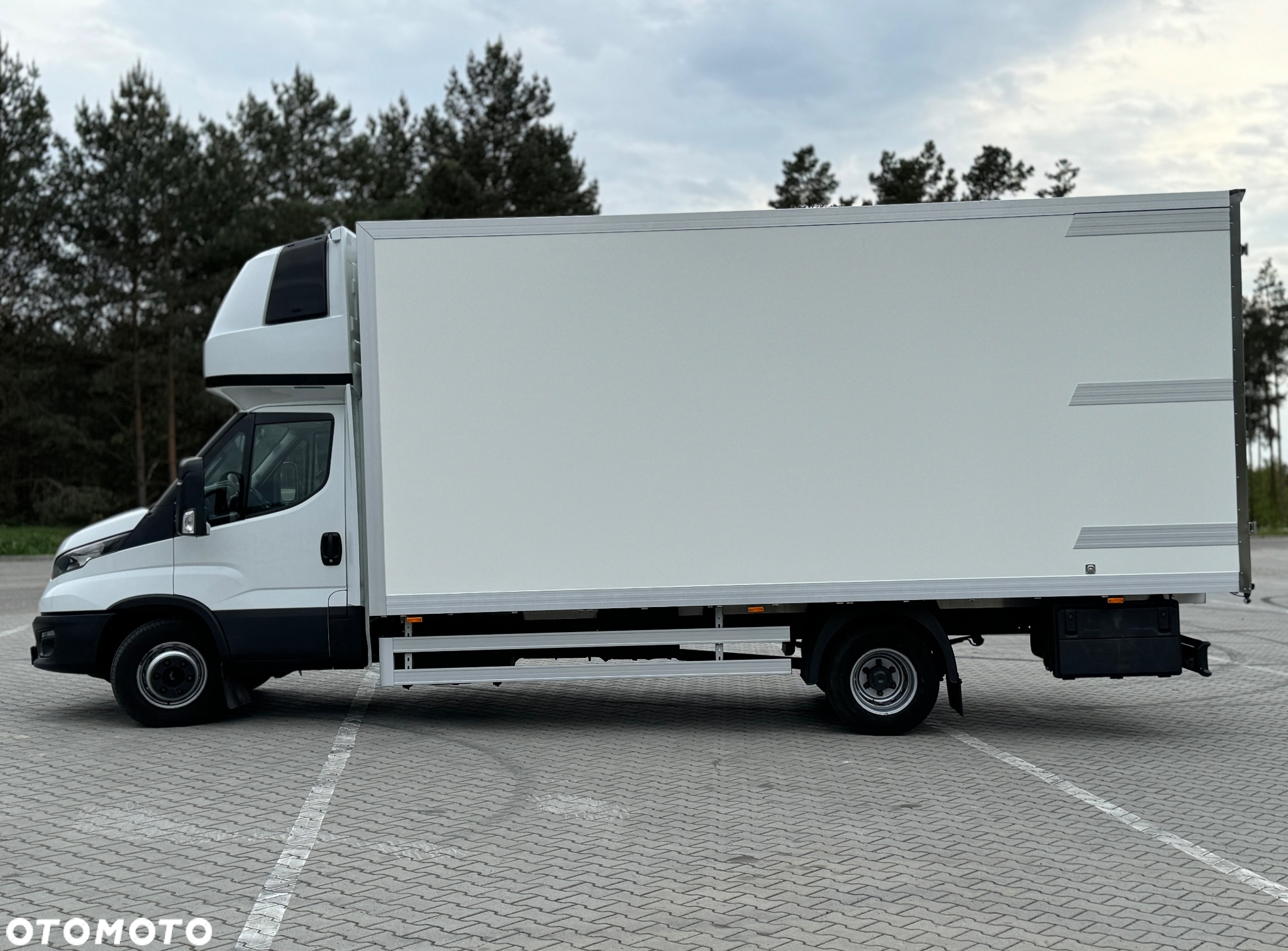 Iveco Daily 2021r‼️72C18‼️ 3.0 Izoterma/kontener 5,52m DMC 7200 kg 70C18 Salon Polska FV23 - 6