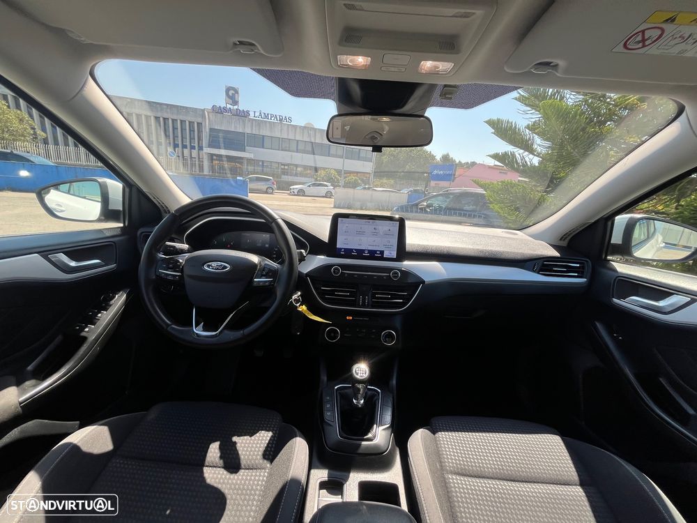 Ford Focus SW 1.5 TDCi EcoBlue Connected - 53