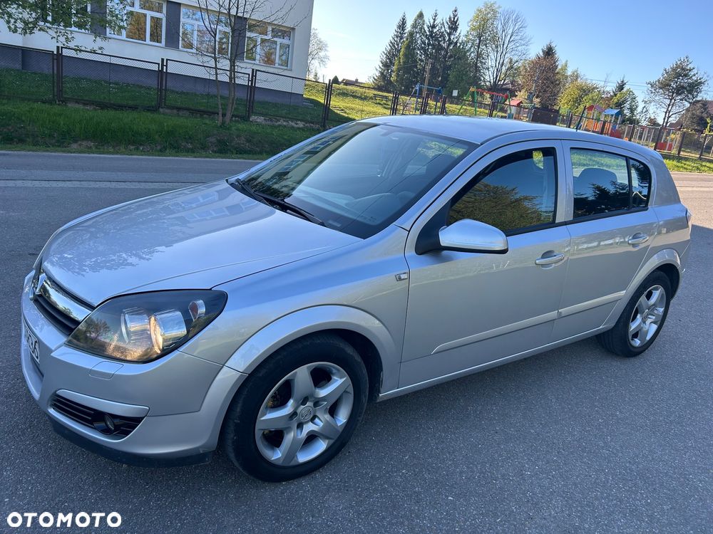 Opel Astra 1.9 CDTI Edition - 12