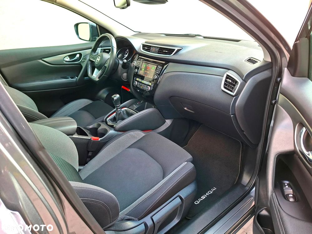 Nissan Qashqai 1.3 DIG-T N-Connecta - 19